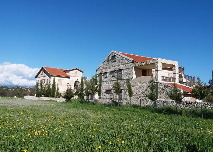 Hoyran Wedre Country Houses
